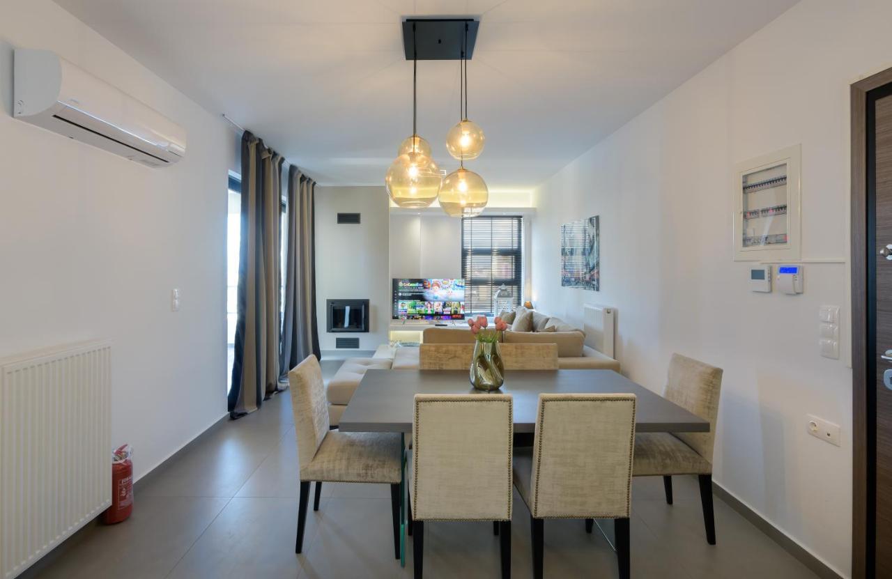 Ferienwohnung Stylish 2Br Flat With Stunning Views & Prv Parking Athen Exterior foto